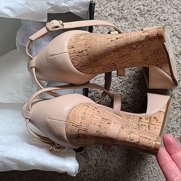 🎉Host Pick🎉 Dune Kasino Cross Strap Wedge Sandals, Nude, Leather - Picture 8 of 11